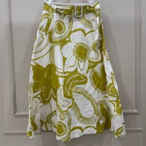 NWT Worthington size 2 A-Line belted Skirt with Green Whimsy Floral Design